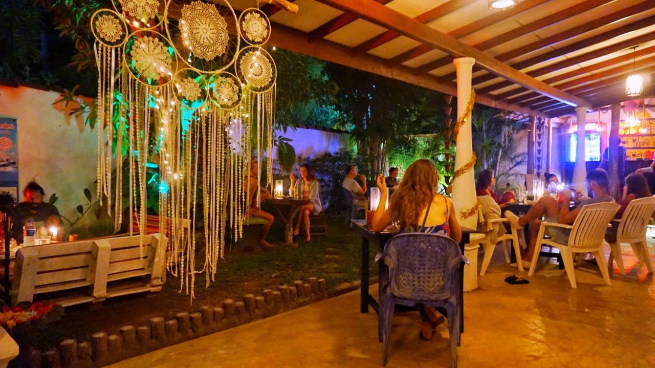 Boho Garden Guest House มิริสซา ภายนอก รูปภาพ