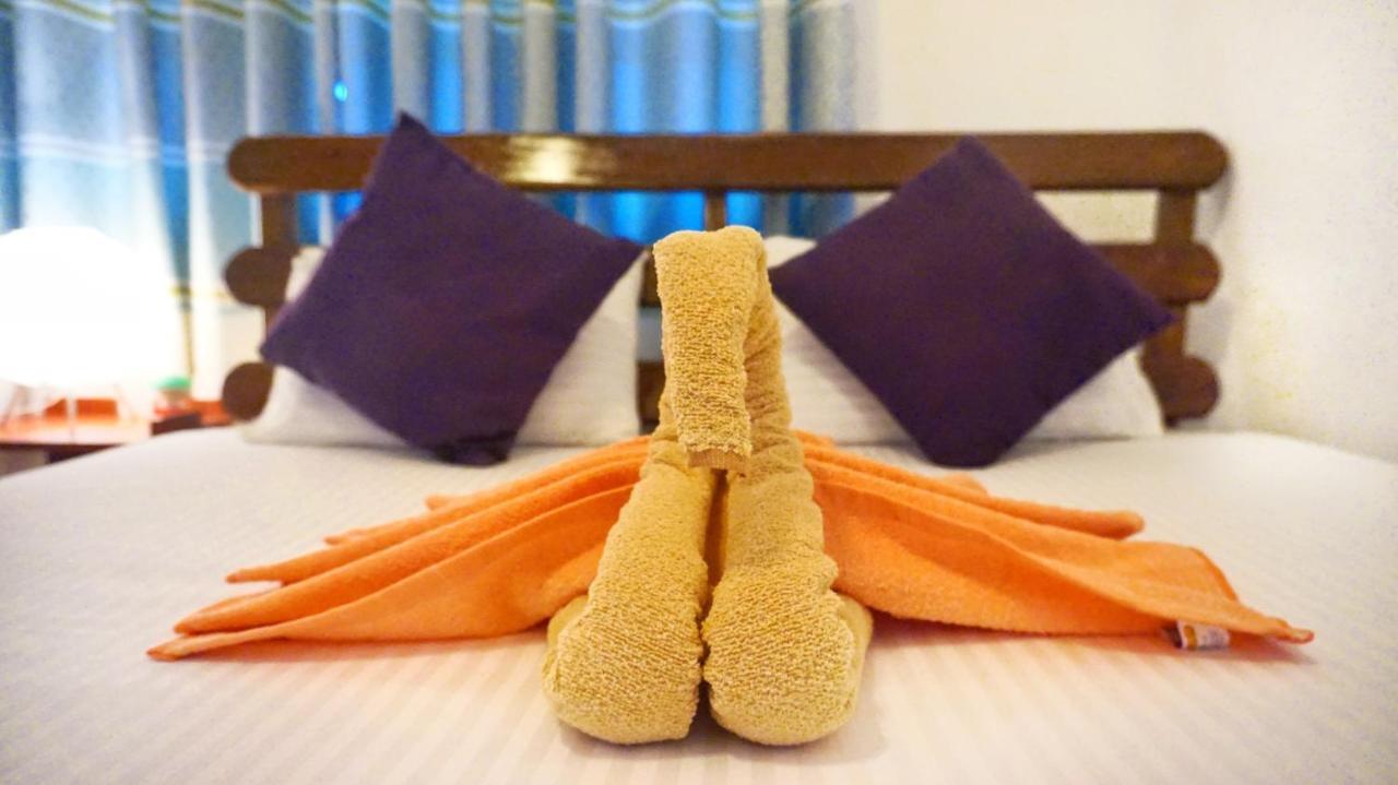 Boho Garden Guest House มิริสซา ภายนอก รูปภาพ