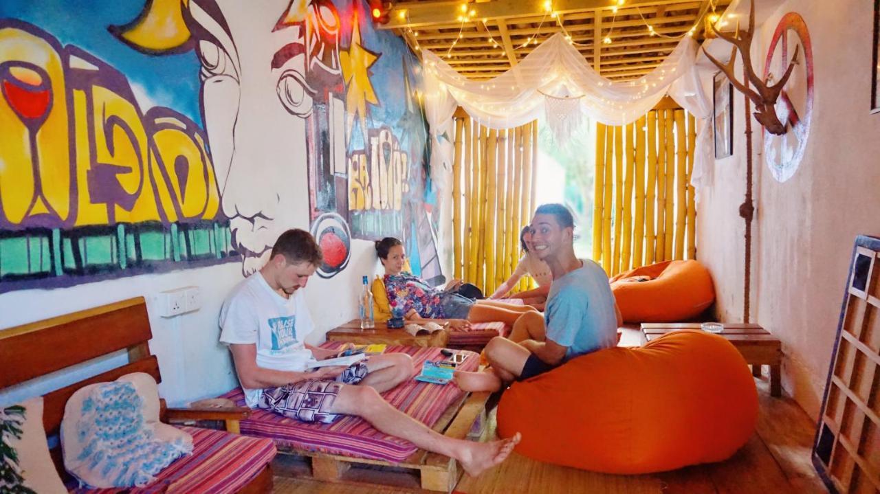 Boho Garden Guest House มิริสซา ภายนอก รูปภาพ